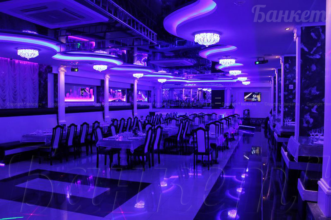 Основной зал — Ресторан Crown