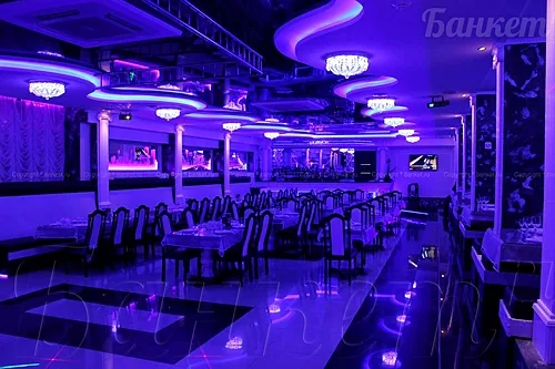 Основной зал — Ресторан Crown