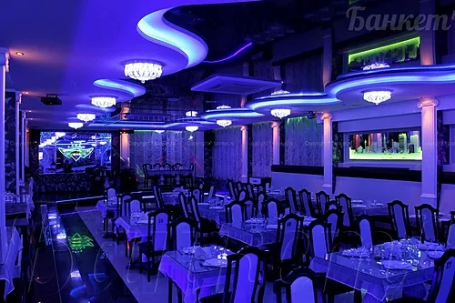 Основной зал — Ресторан Crown
