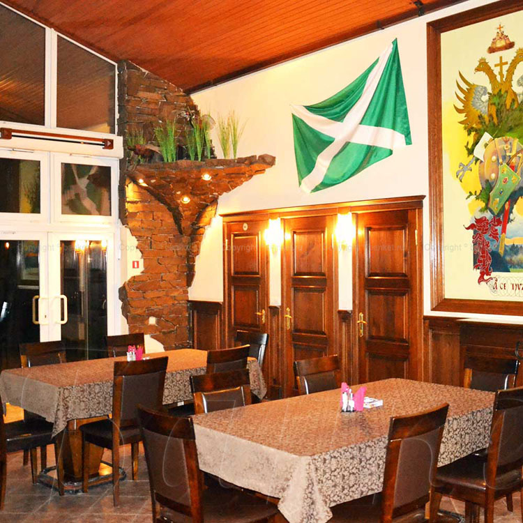 Основной зал — Кафе У камина