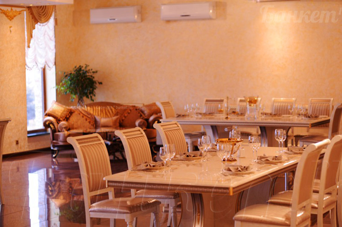 Основной зал — Гостевой дом Персона +