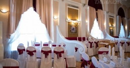 Основной зал  — интерьер зала