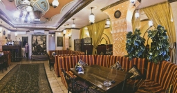 Основной зал