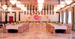 Основной зал