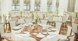 Основной зал