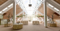 Зал Парламент