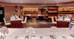 Основной зал