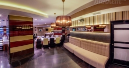 Основной зал