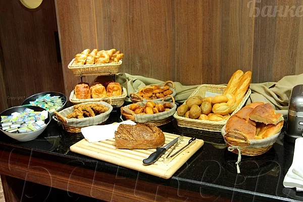 Бар Park Café — Park Inn by Radisson Izmailovo Moscow, Москва