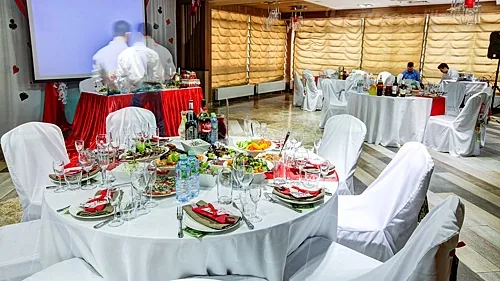 Ресторан Park Café — Park Inn by Radisson Izmailovo Moscow, Москва