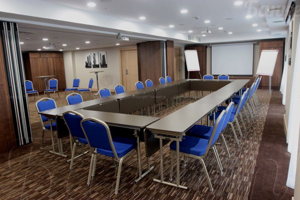 Логотип Park Inn by Radisson Izmailovo Moscow