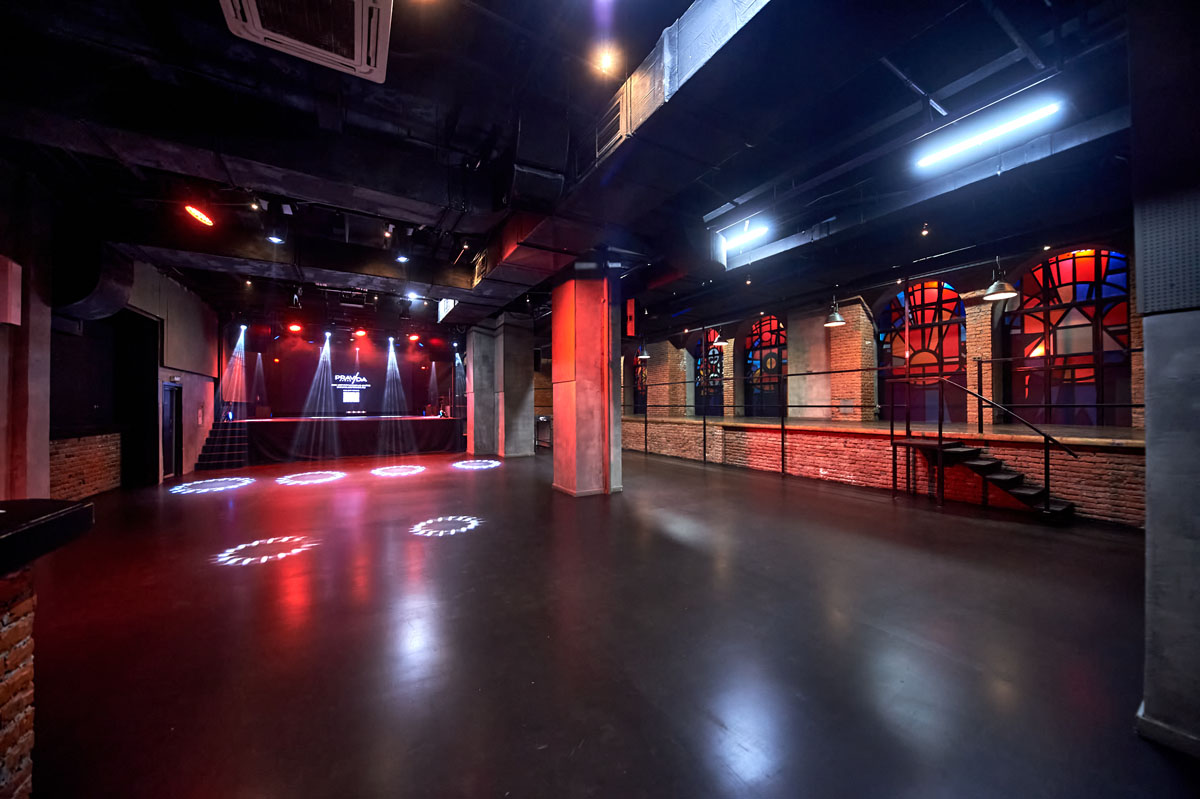 Основной зал — Клубный лофт Pravda Event