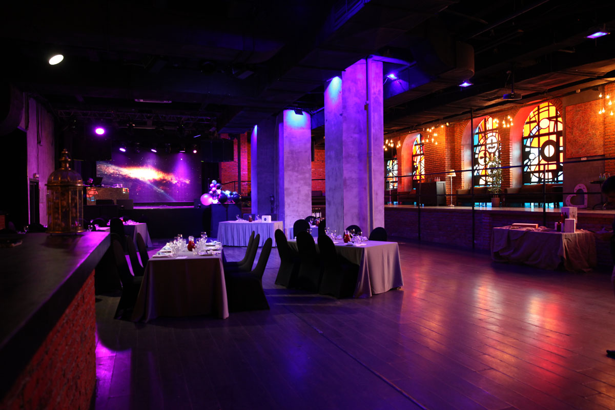 Основной зал — Клубный лофт Pravda Event