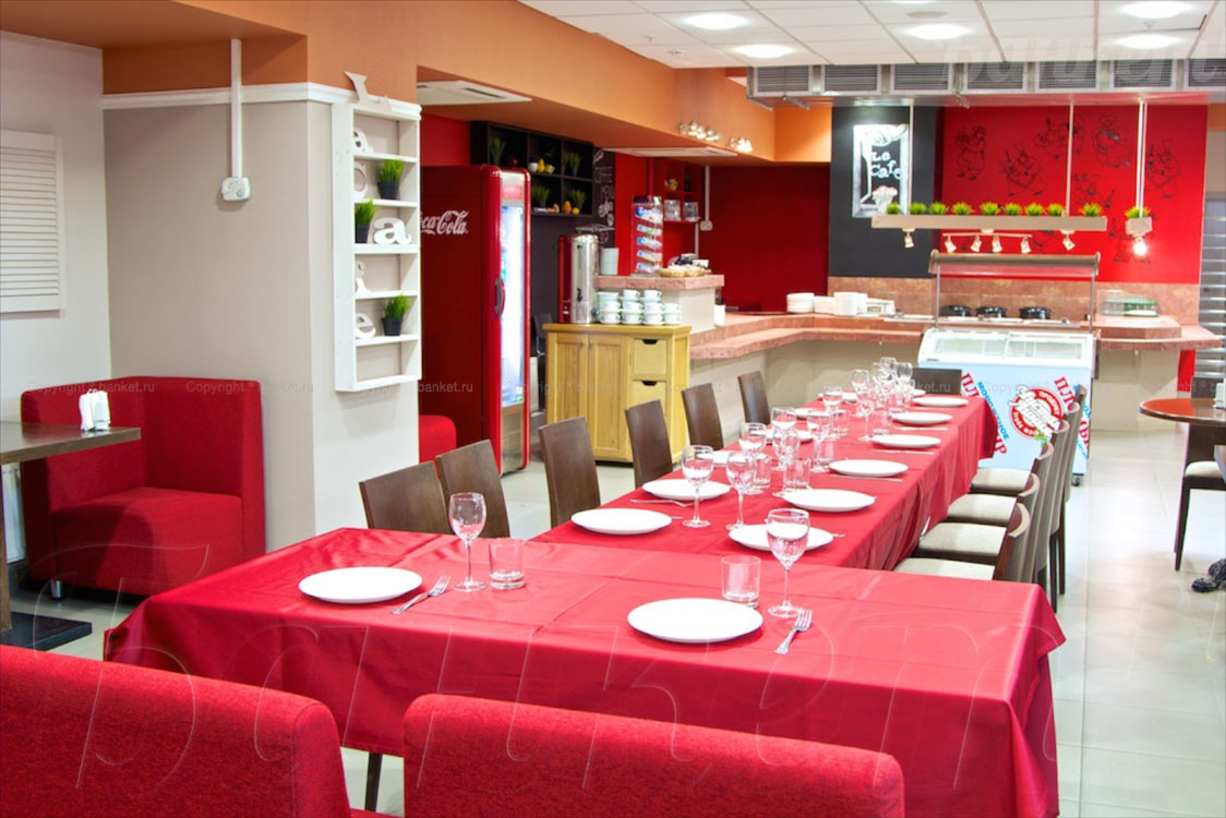 Ле Кафе (м. Волоколамская) — Adrianne