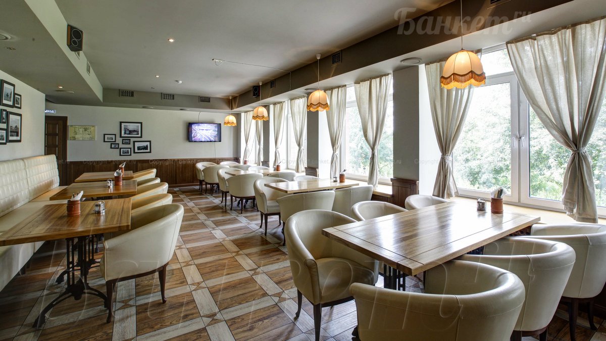 Основной зал — Ресторан Пескари