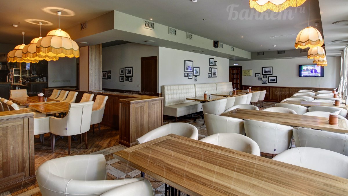 Основной зал — Ресторан Пескари