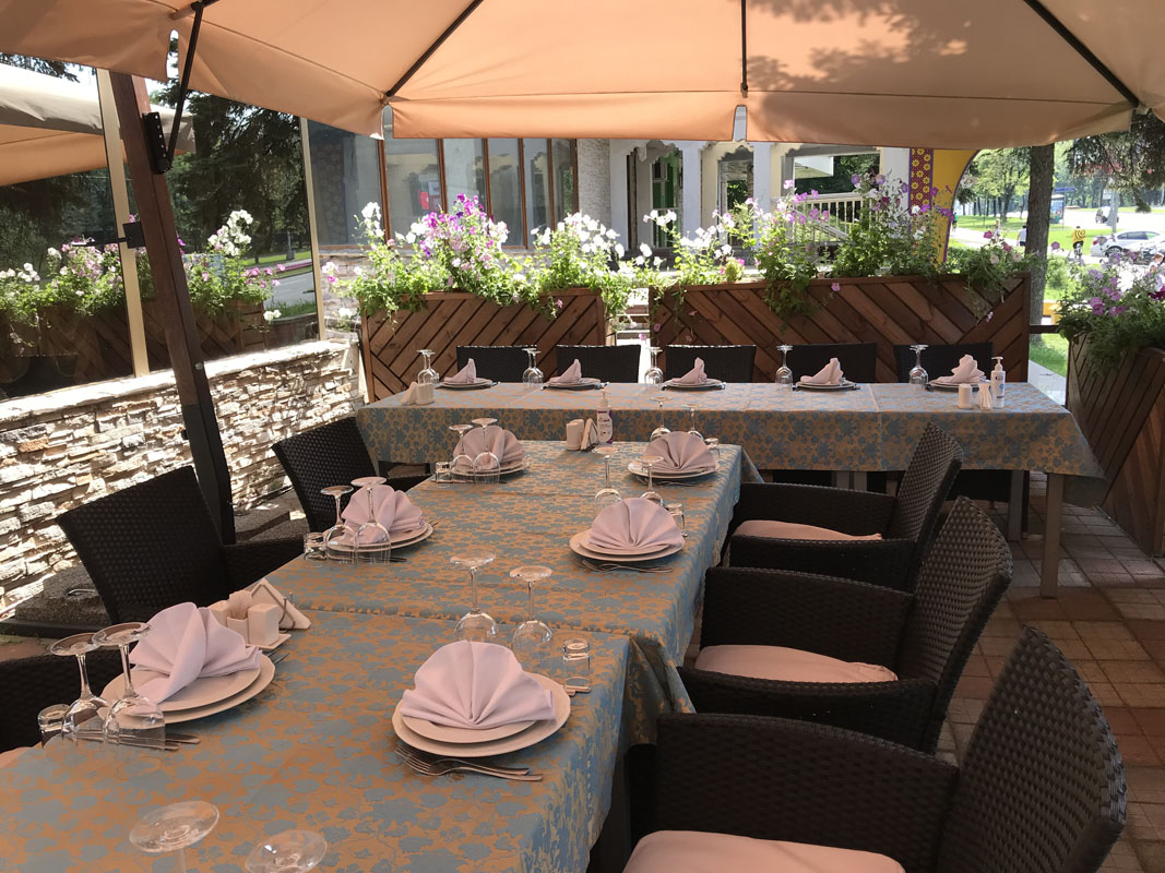 Летняя веранда — Ресторан У Эдуарда