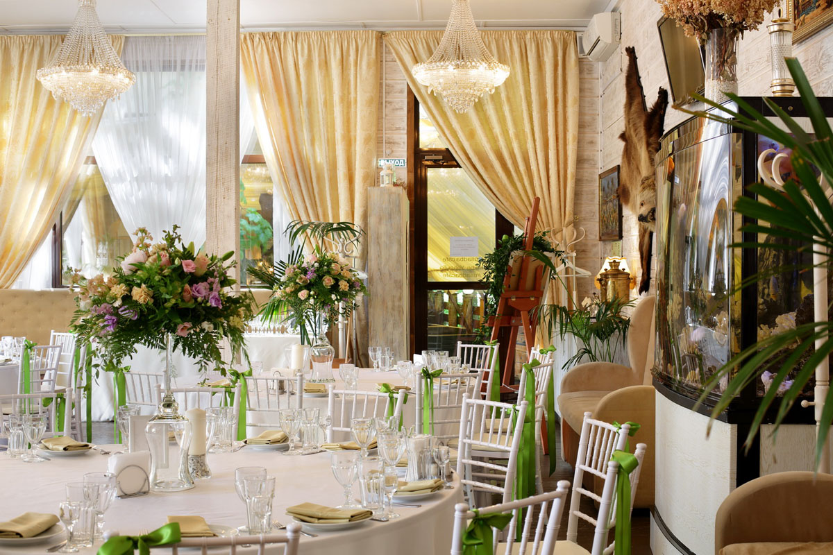 Основной зал — Кафе Усадьба