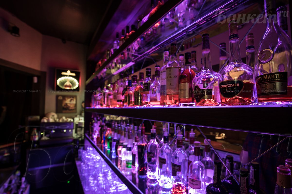 Зона напротив бара — фото 6