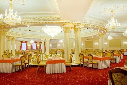 Дворцовый зал — Ресторан Версаль