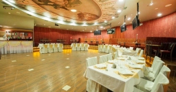 Основной зал