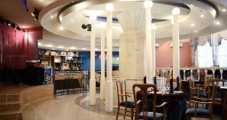 Основной зал