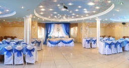 Основной зал — интерьер зала