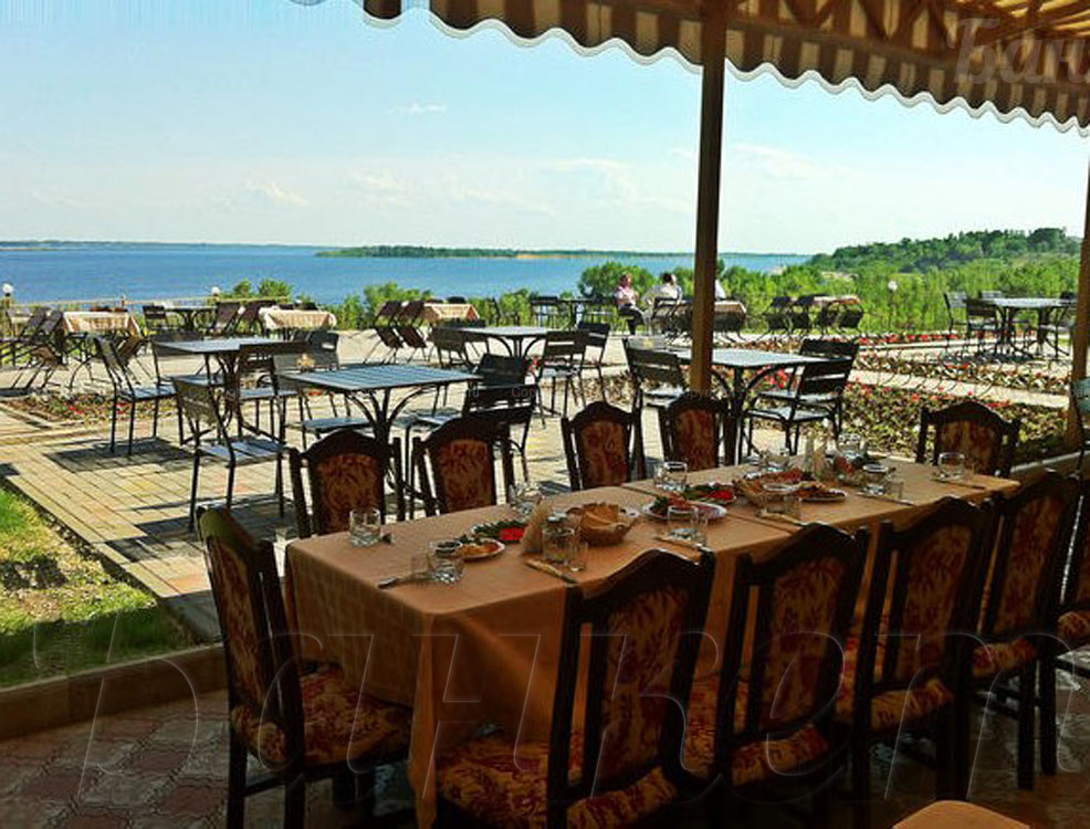 Основной зал — Кафе Причалъ