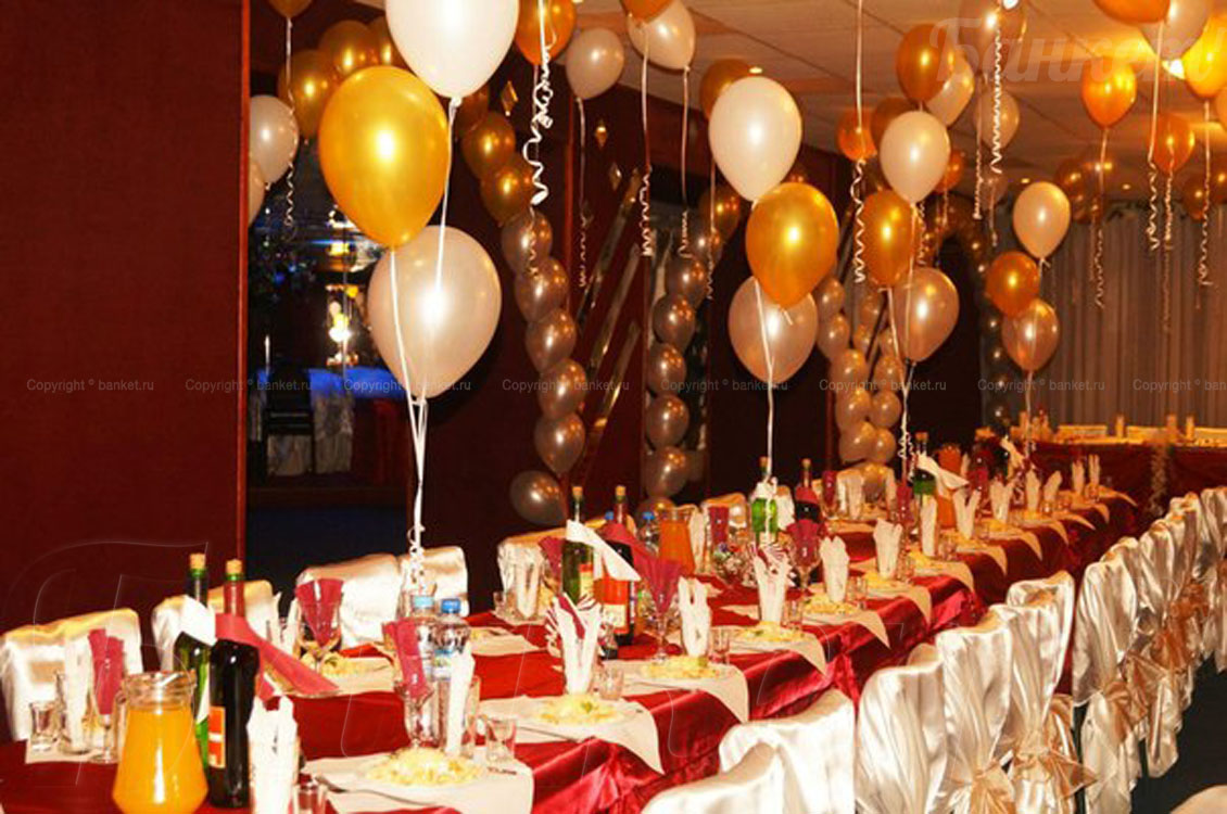 Основной зал — Кафе Рубин