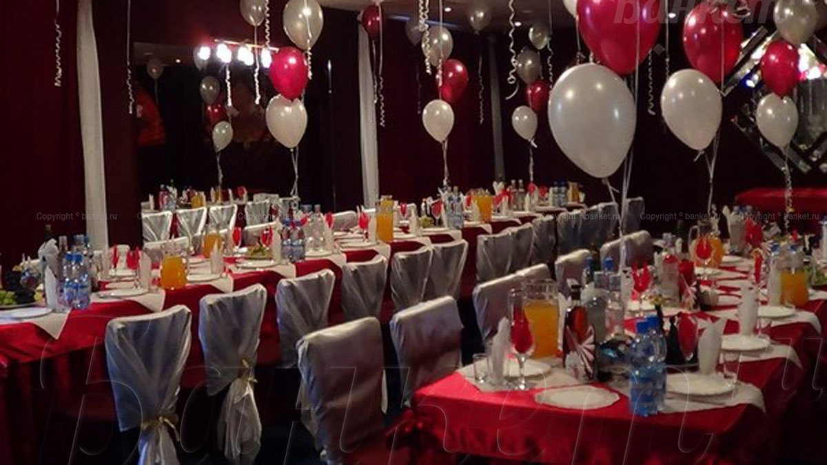 Основной зал — Кафе Рубин