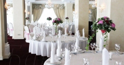 Ресторан Тиберио Ресторан Тиберио — интерьер зала