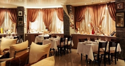 Основной зал