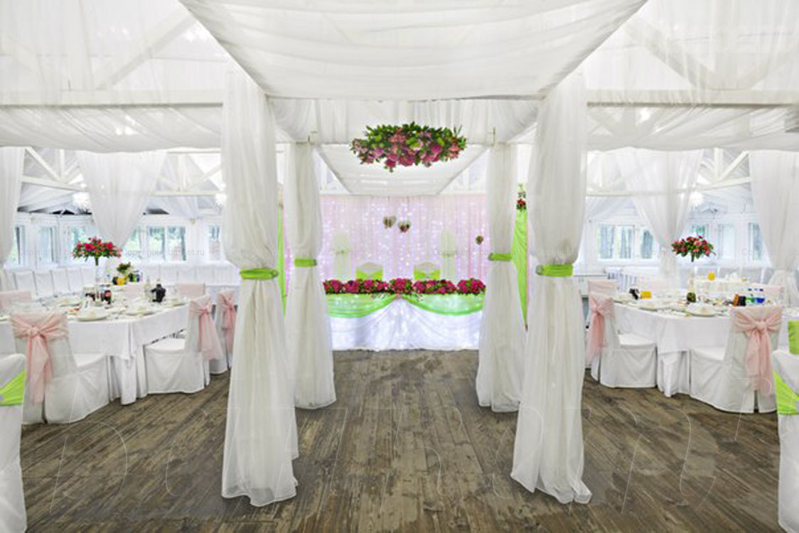 Банкетный зал — ЯР Hotel & SPA