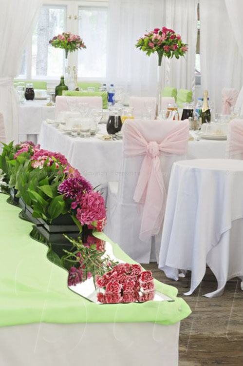 Банкетный зал — ЯР Hotel & SPA