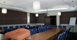 Зал Дубрава