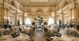 Средний зал — подробнее о зале