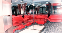 Основной зал