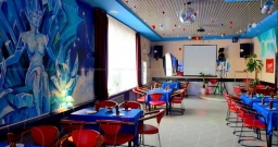 Основной зал