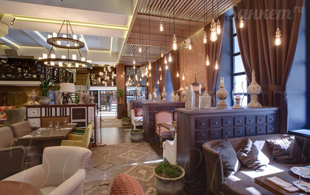 Основной зал — Ресторан El Chico