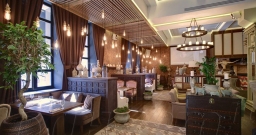 Основной зал