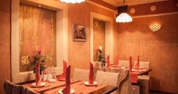 Основной зал