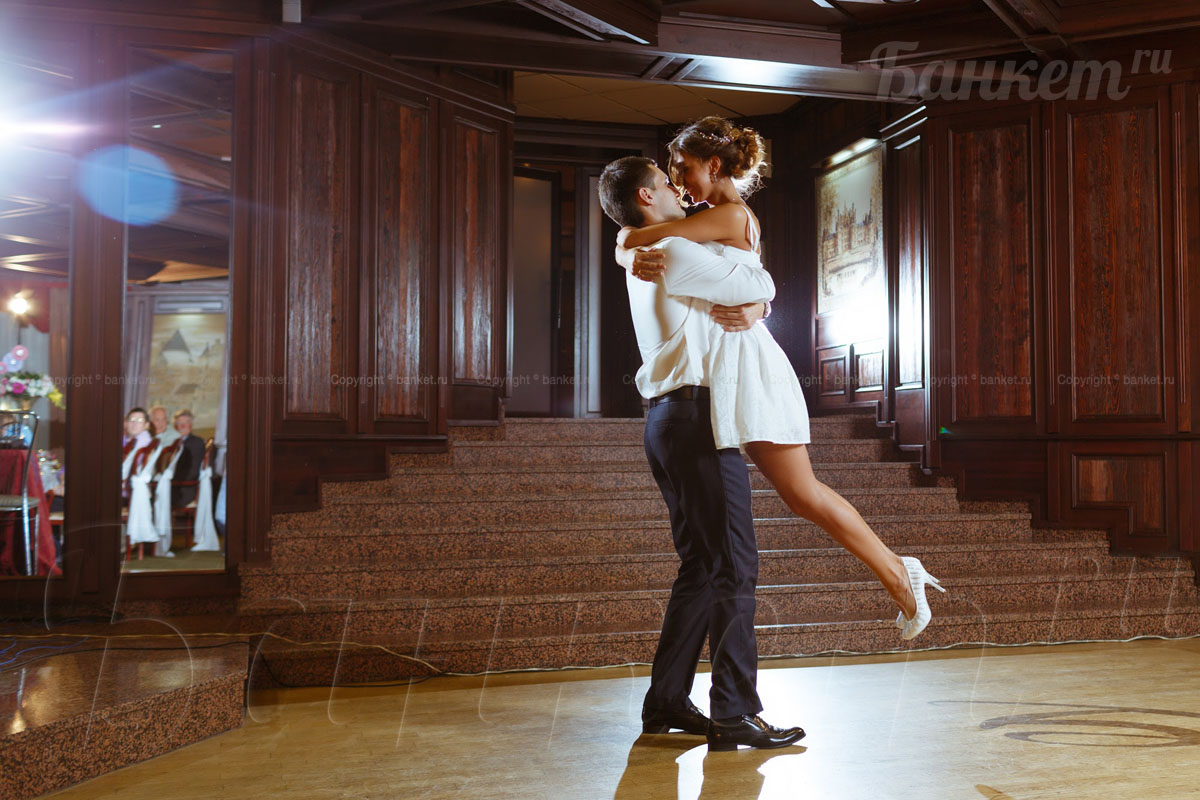 Основной зал — Ресторан Бордо