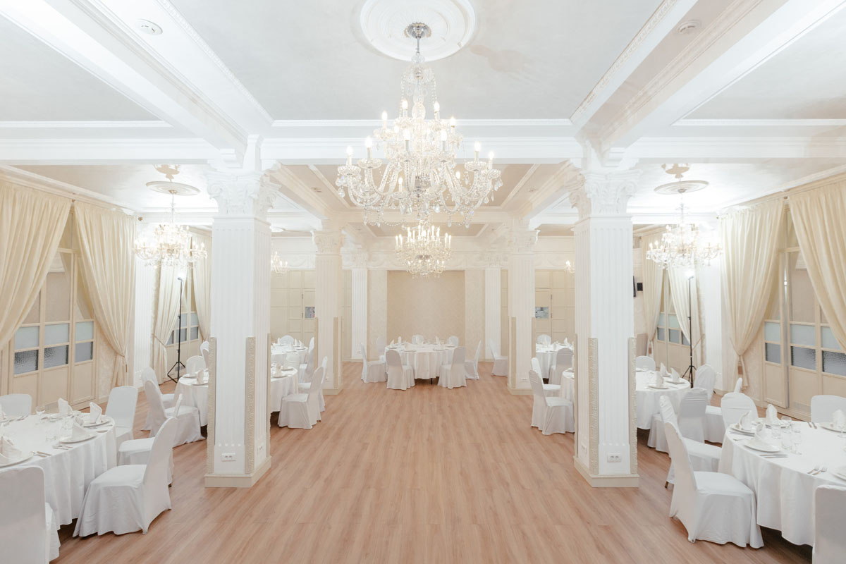 Основной зал — Ресторан Савой