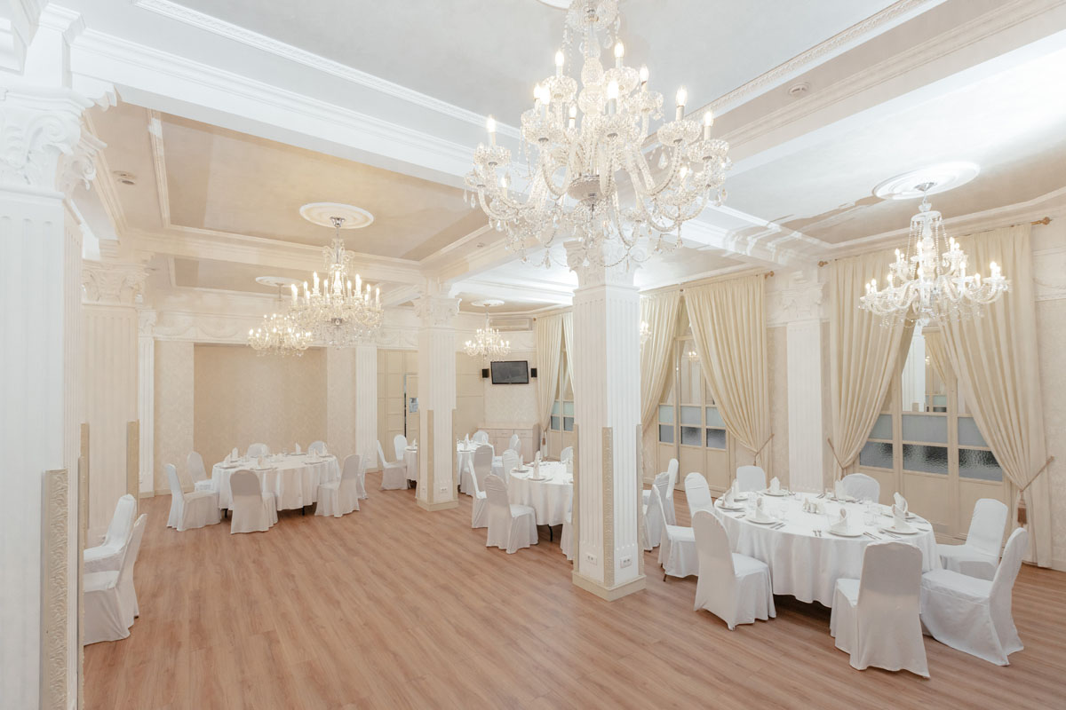 Основной зал — Ресторан Савой