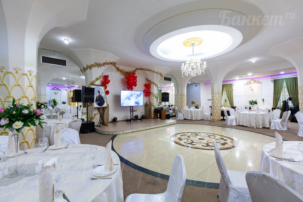 Основной зал — Ресторан Лермонтов