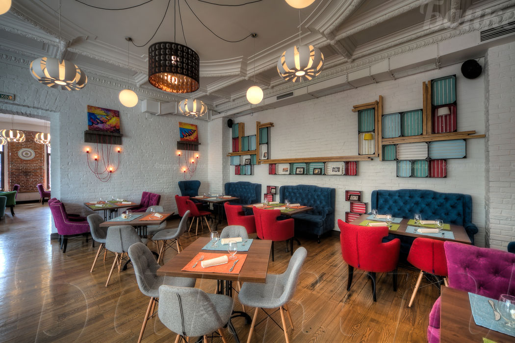 White Room — Scenario Cafe