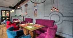 Piano Room — интерьер зала