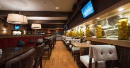 Основной зал