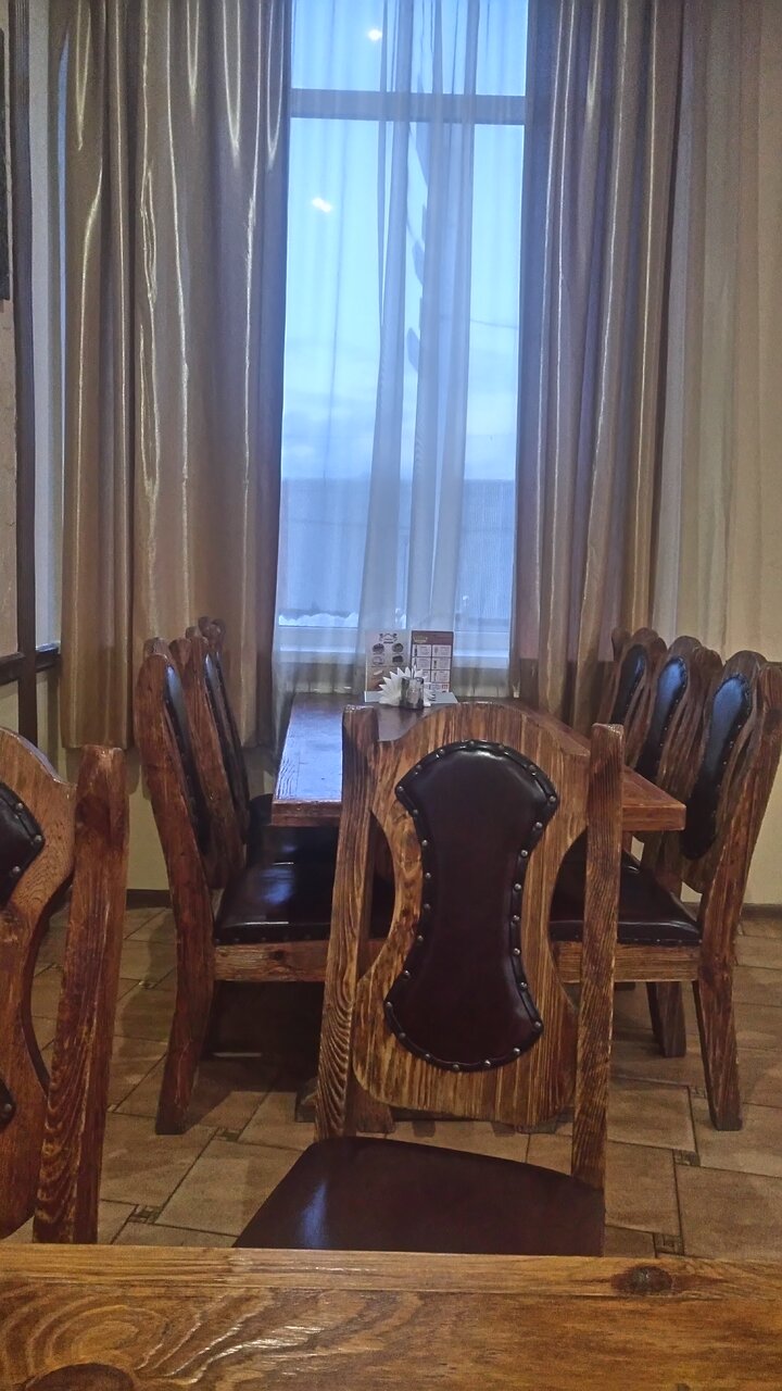 Зал — Кафе 24