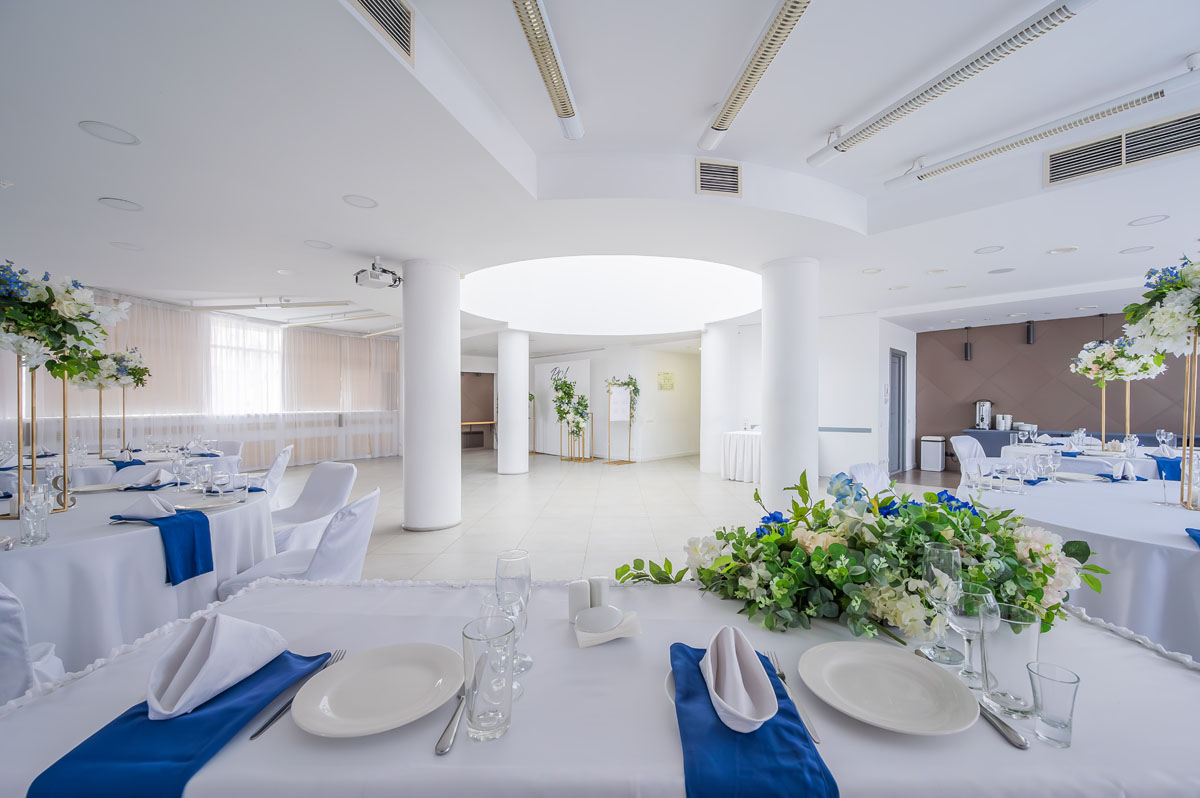 Ресторан Визави — Эверест, фото банкетного зала